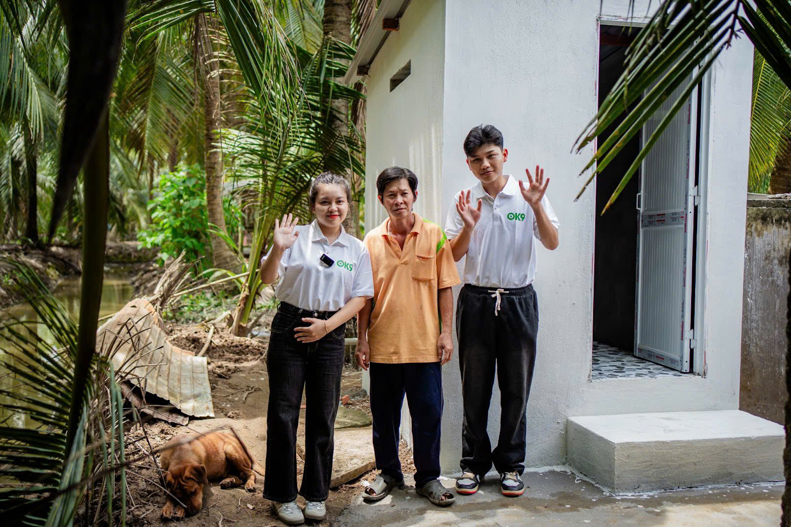 OK9 và hành trình sẻ chia: Một ngày, vạn nụ cười ở Bến Tre